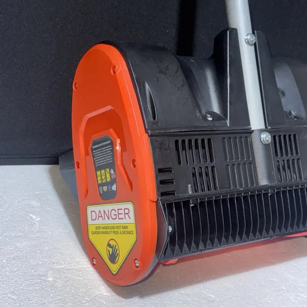 VOLTASK Cordless Snow Shovel 20V | 12-Inch | 4-Ah SS20B *SELLING FOR PARTS READ